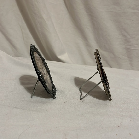 Two tiny frames - Picture 4 of 4